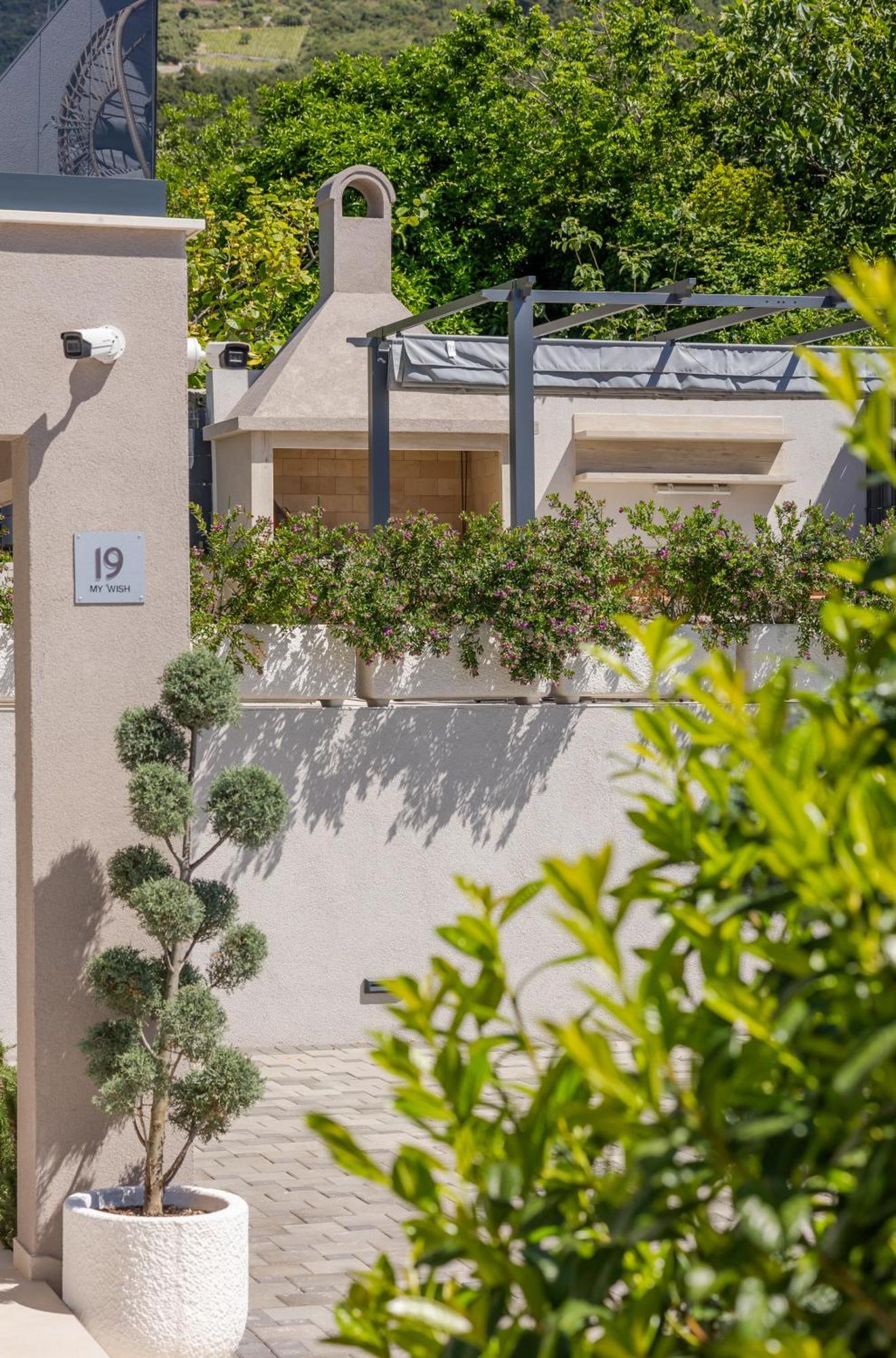 Luxury Villa My Wish With Pool Kastel Stari Exterior photo